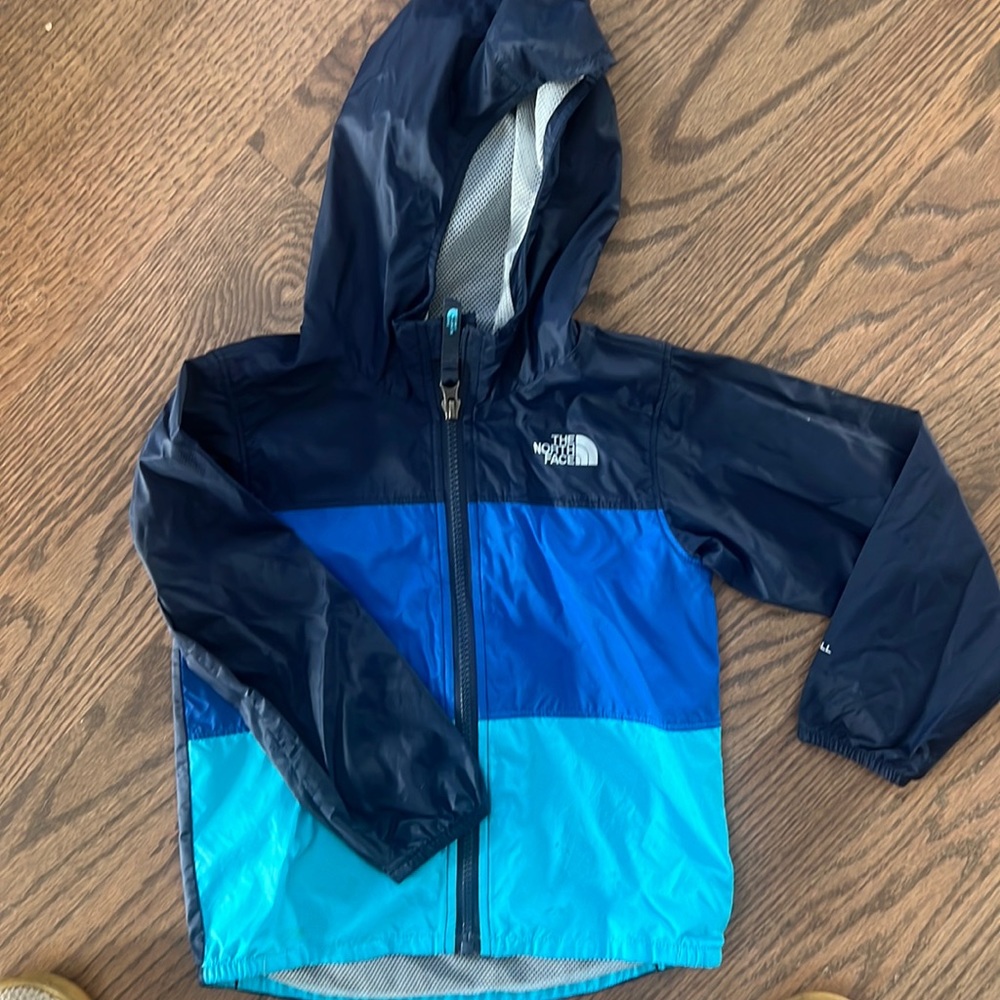 Boys 4T North Face Windwall Jacket